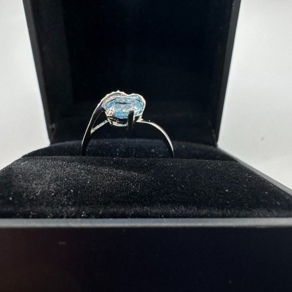 Beautiful Heart Shape Natural Blue Topaz and Diamond Ring Size 8.25 - Picture 10 of 15